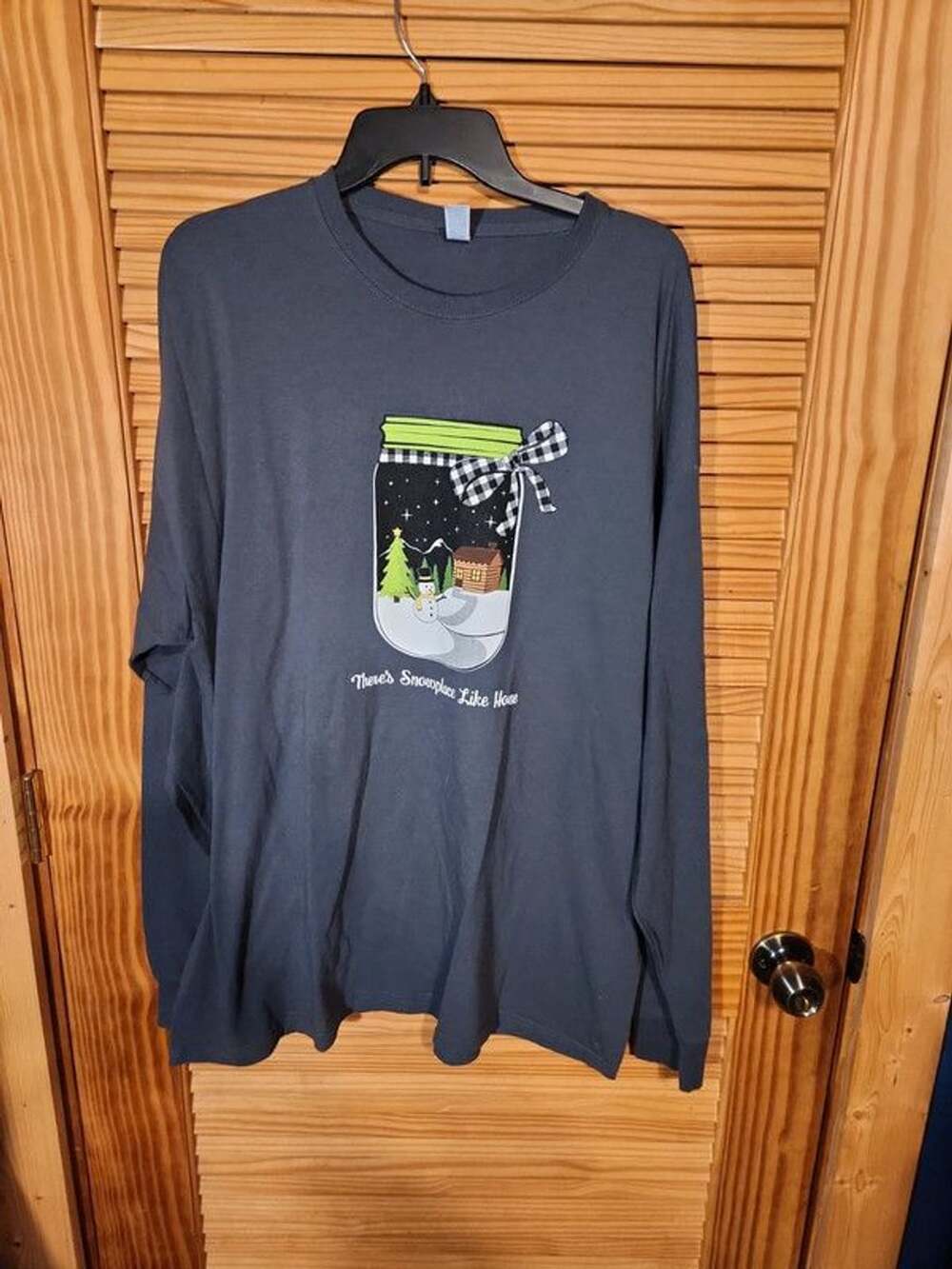 Jerzees 2XL Long Sleeve Holiday Graphic Tee - "There's Snowplace Like Home" Char
